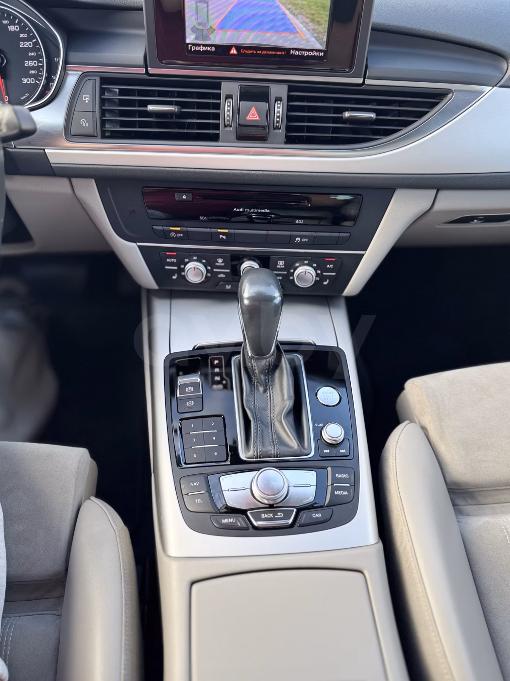 Audi A6 фото 16