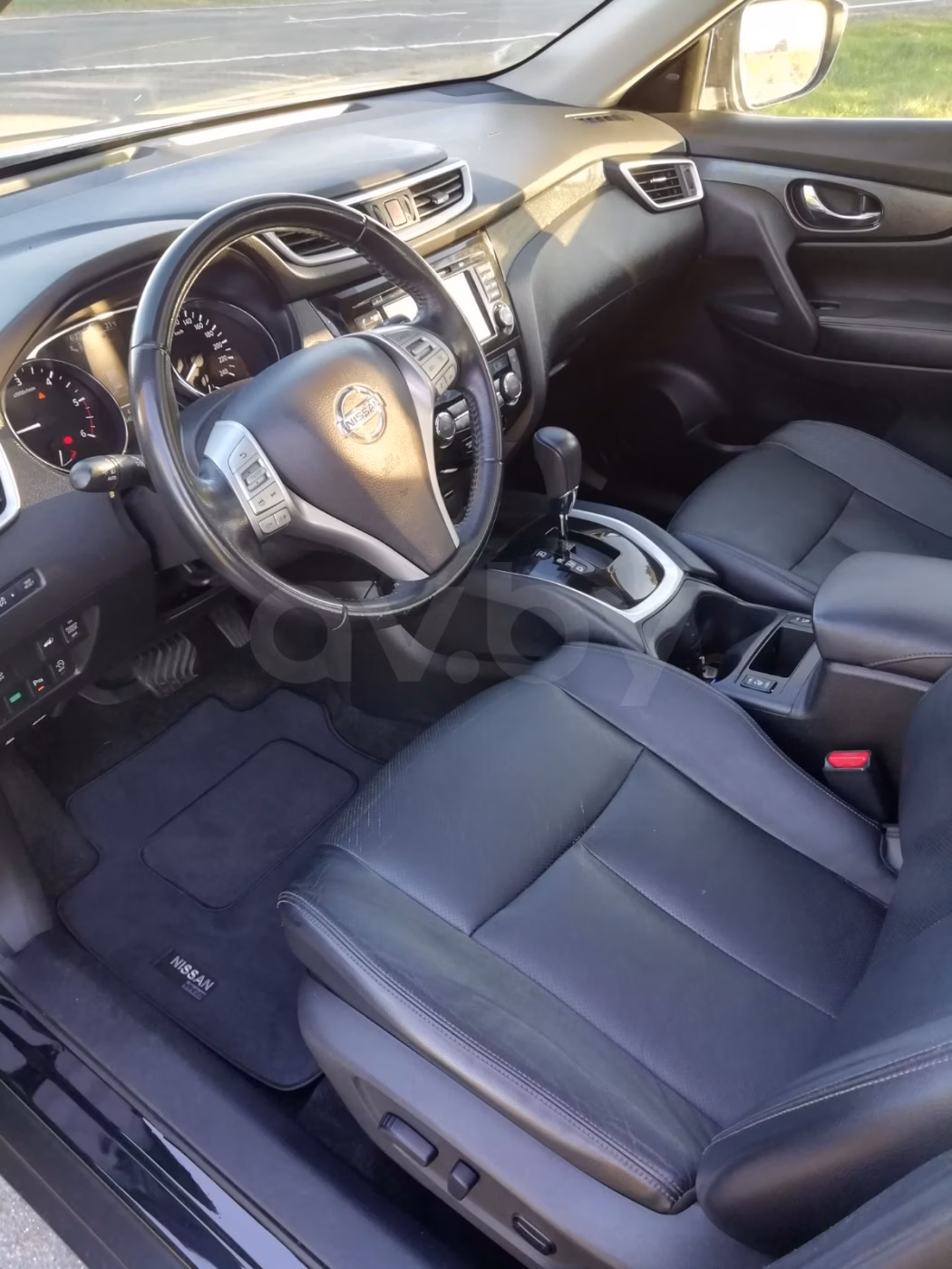 Nissan X-Trail фото 6