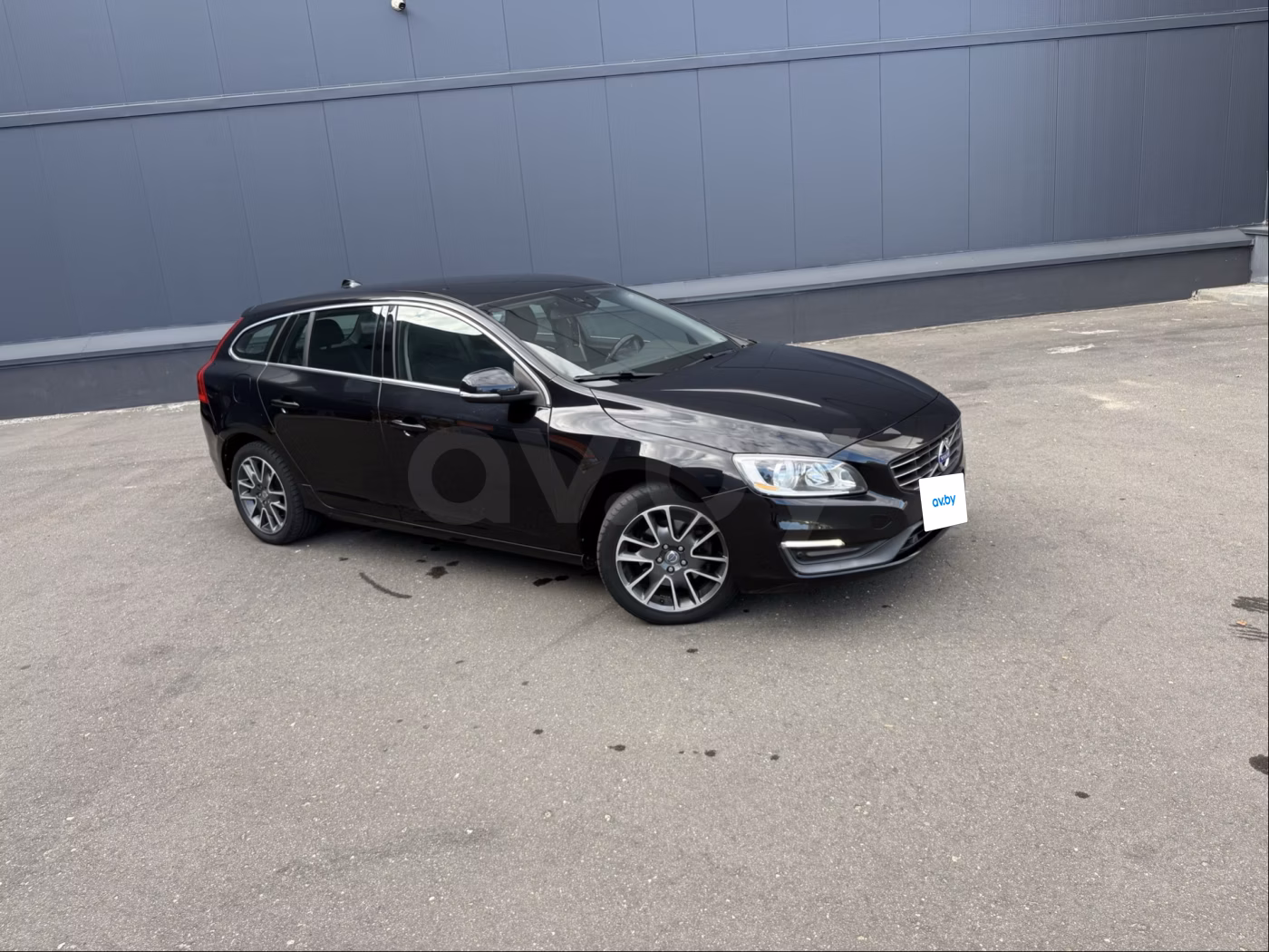 Volvo V60 фото 4