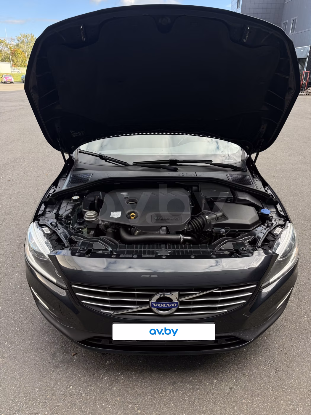 Volvo V60 фото 13