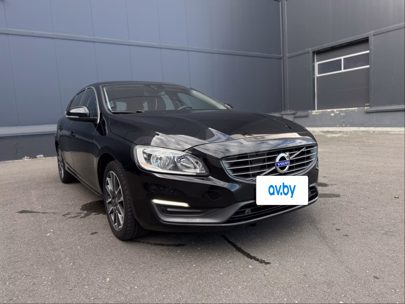Volvo V60 фото 6