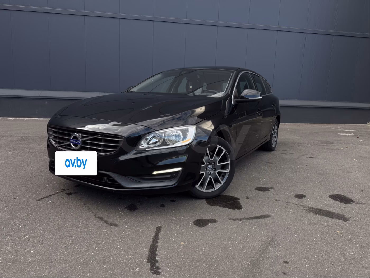 Volvo V60 фото 7