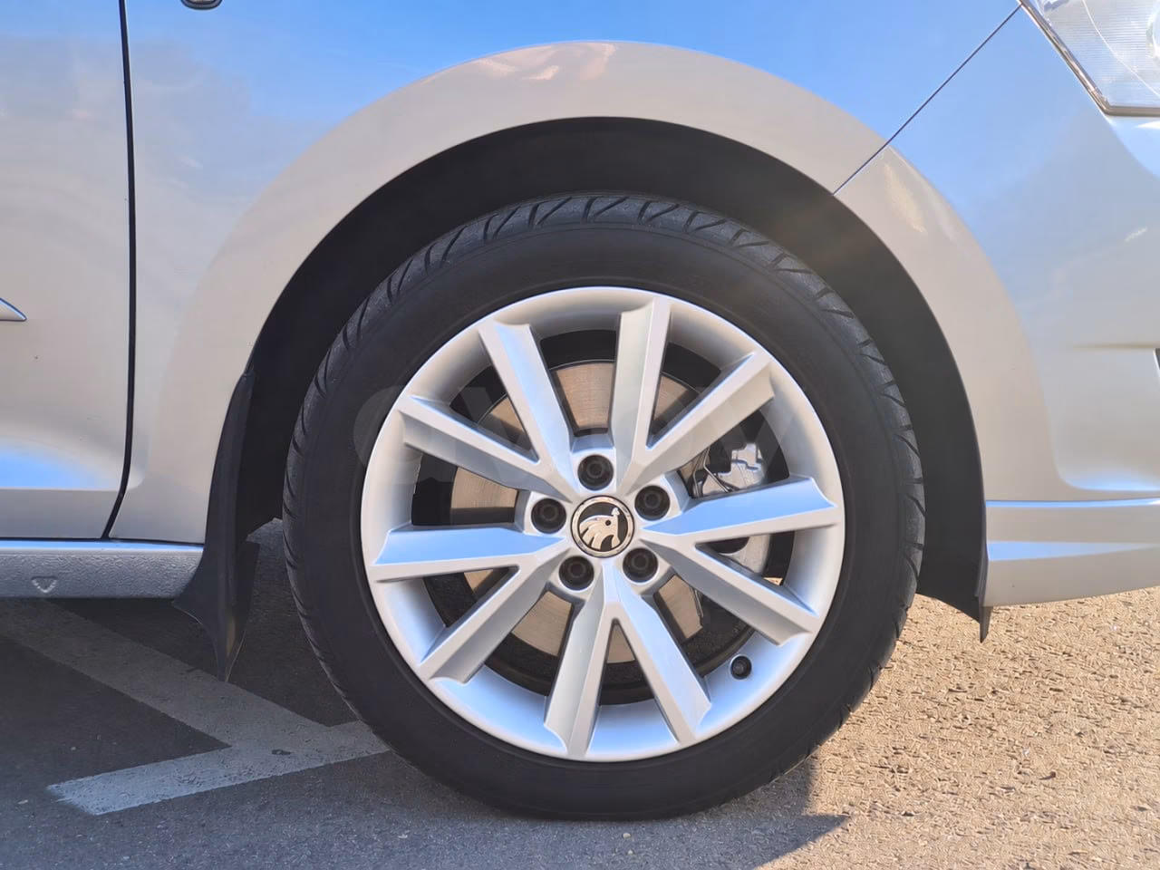 Skoda Rapid фото 9