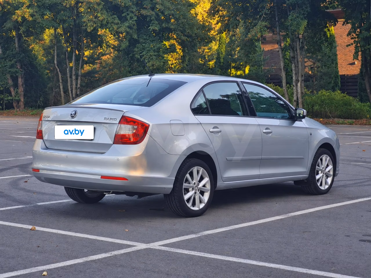 Skoda Rapid фото 6