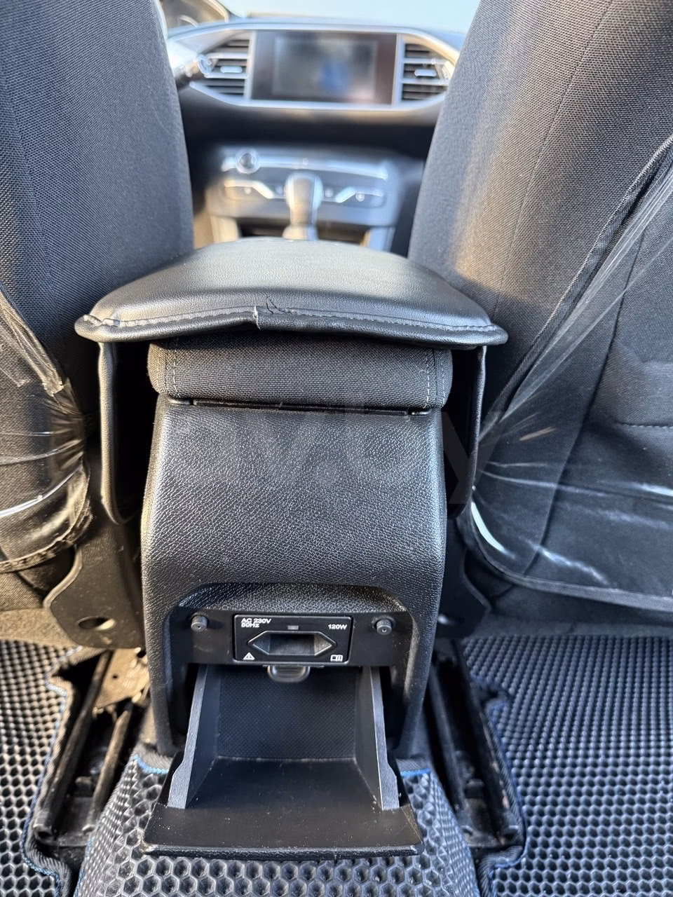 Peugeot 308 фото 16