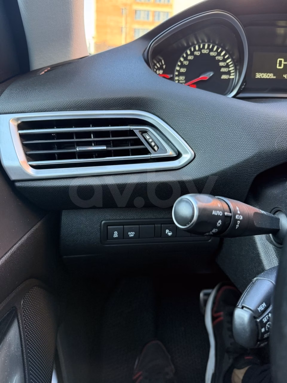 Peugeot 308 фото 18