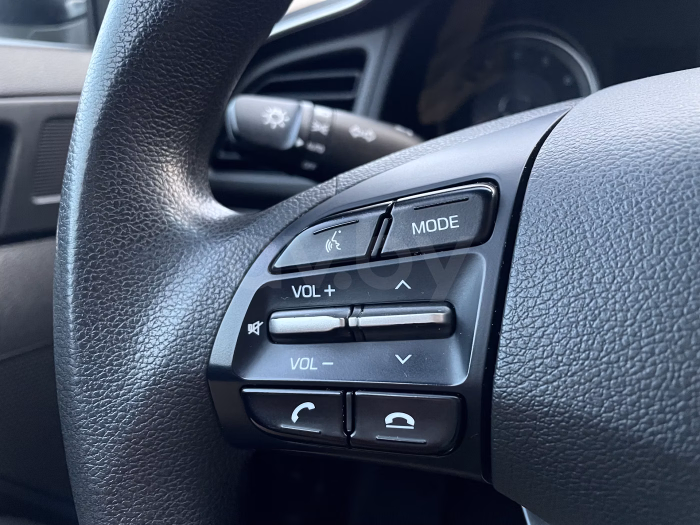 Hyundai Elantra фото 28