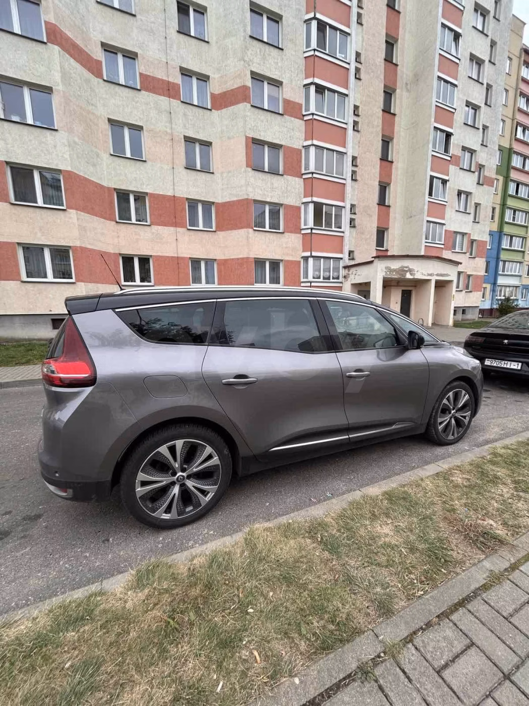 Renault Grand Scenic фото 3