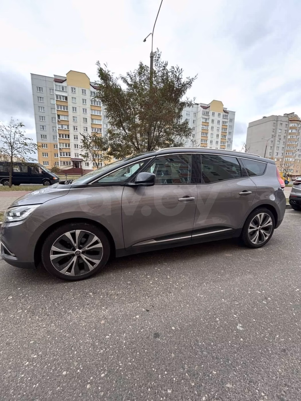 Renault Grand Scenic фото 7