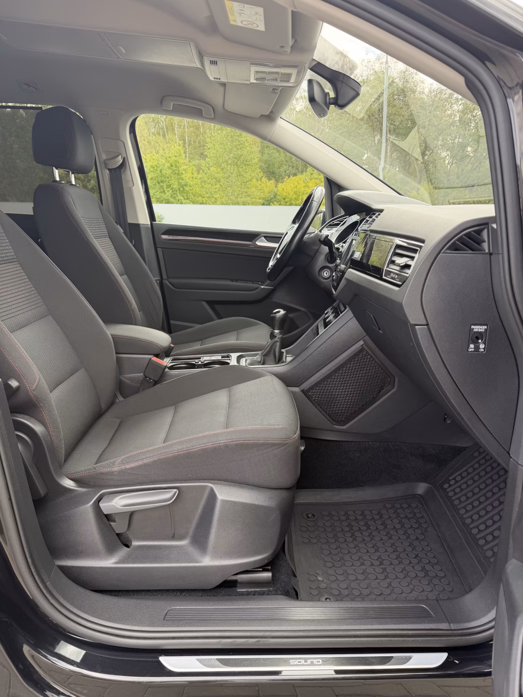 Volkswagen Touran фото 9
