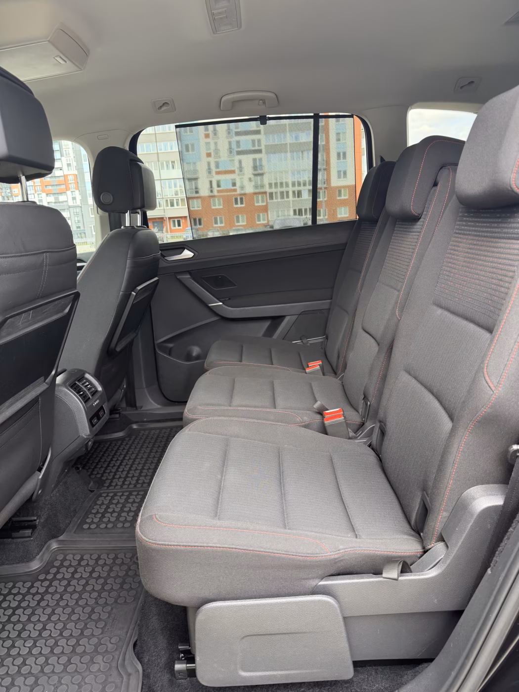 Volkswagen Touran фото 10