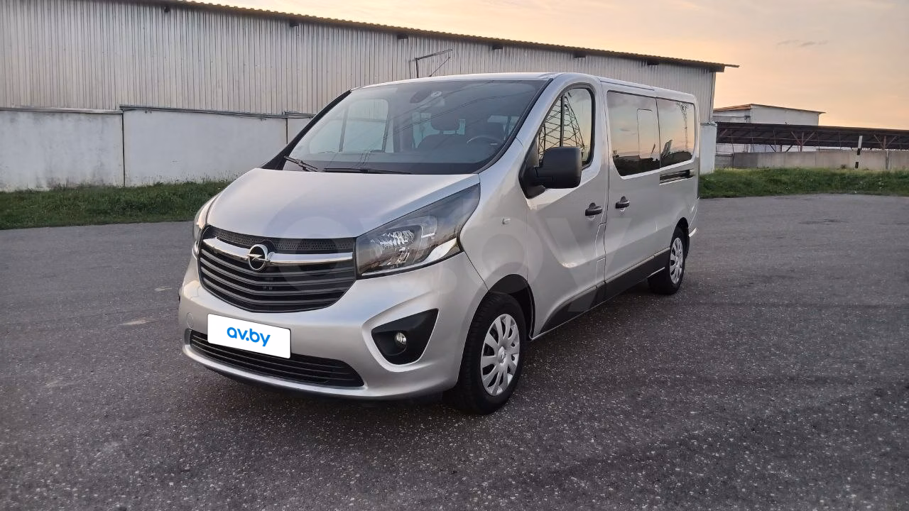 Opel Vivaro фото 2