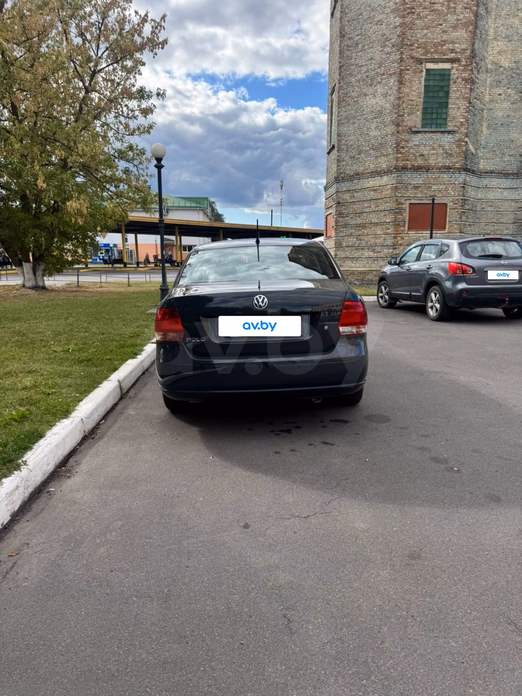 Volkswagen Polo Sedan фото 3
