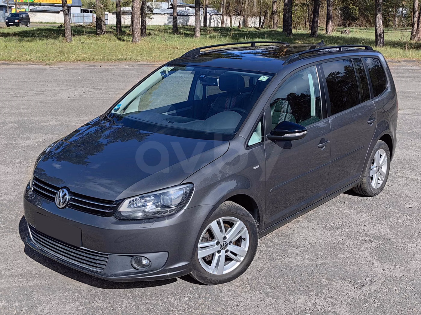 Volkswagen Touran фото 2