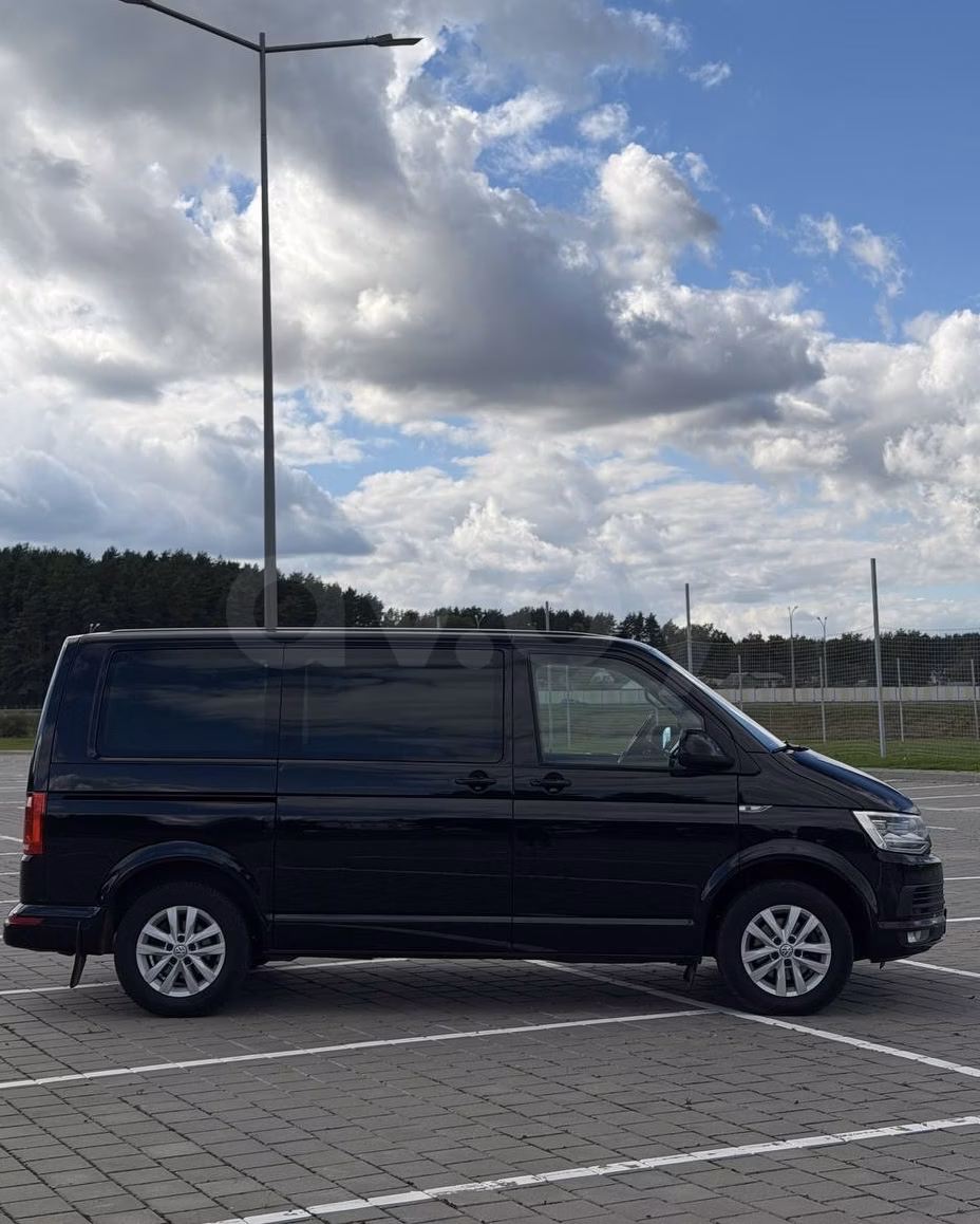 Volkswagen Multivan фото 4