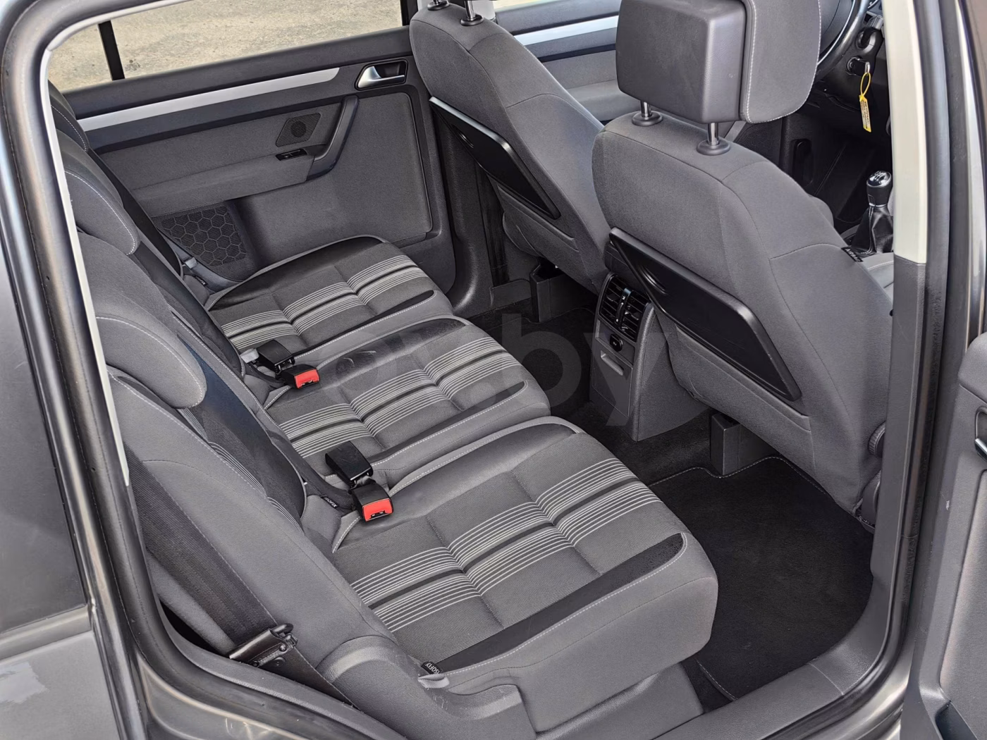 Volkswagen Touran фото 9