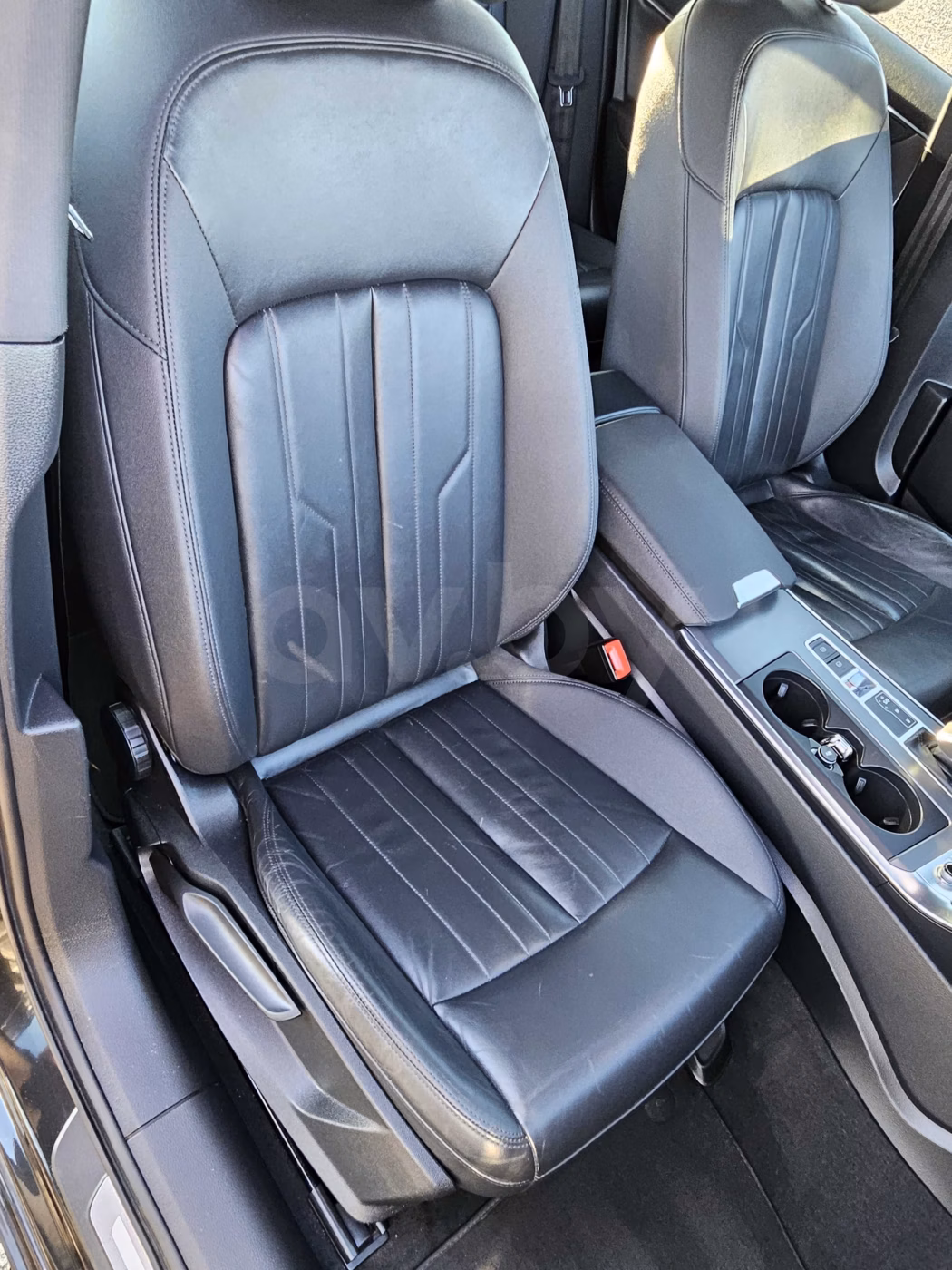 Audi A6 фото 10