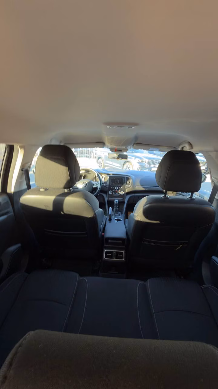 Renault Megane фото 17