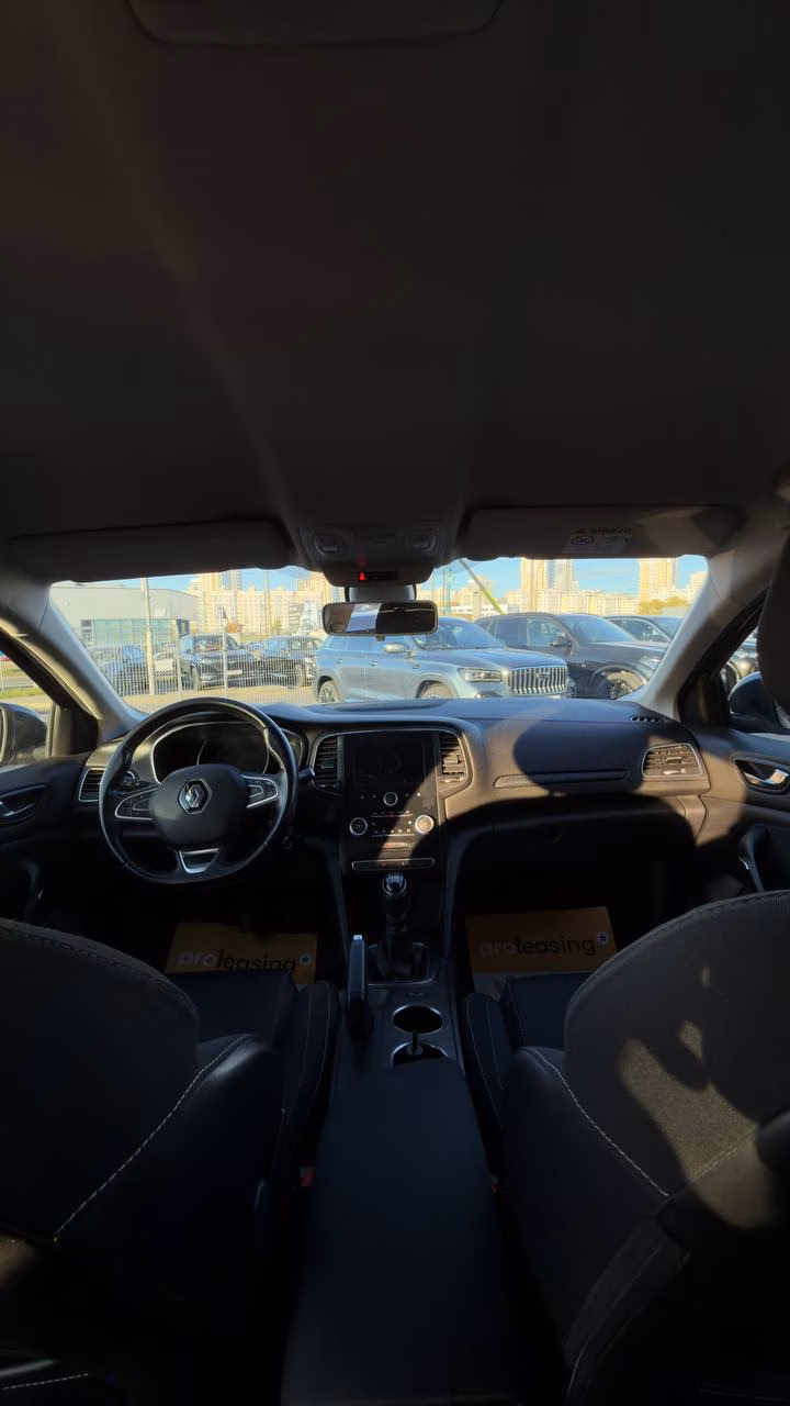 Renault Megane фото 19
