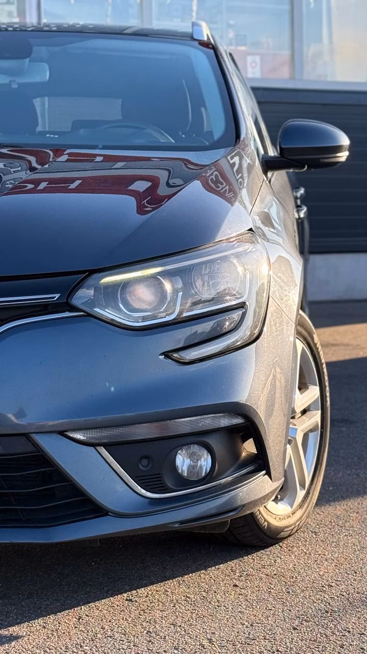 Renault Megane фото 4
