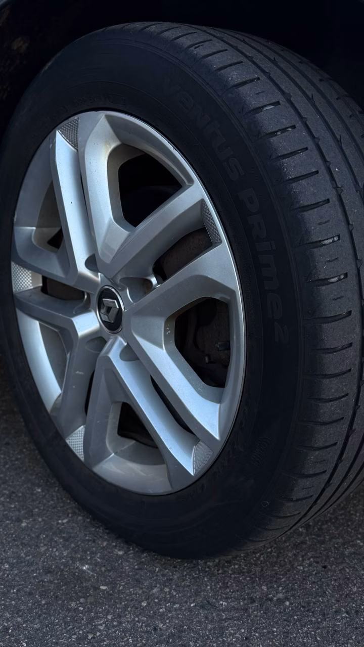 Renault Megane фото 9