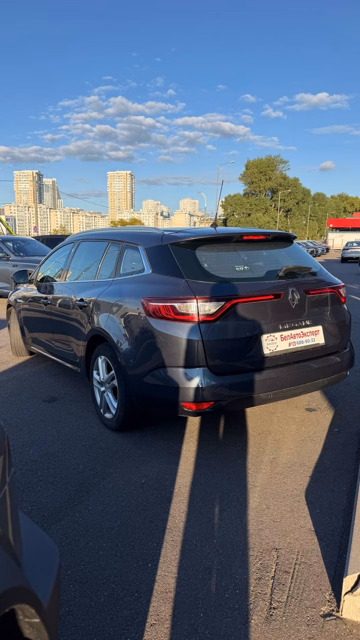 Renault Megane фото 7