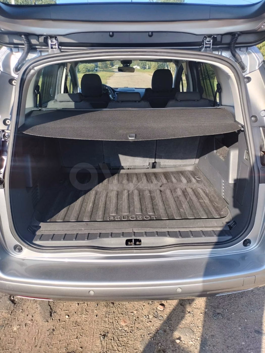 Peugeot 5008 фото 12