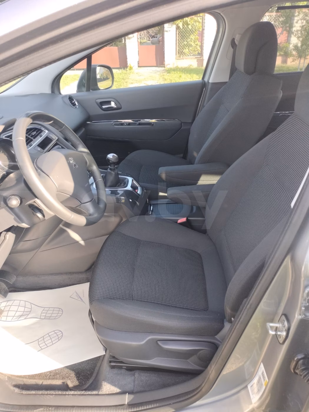 Peugeot 5008 фото 7