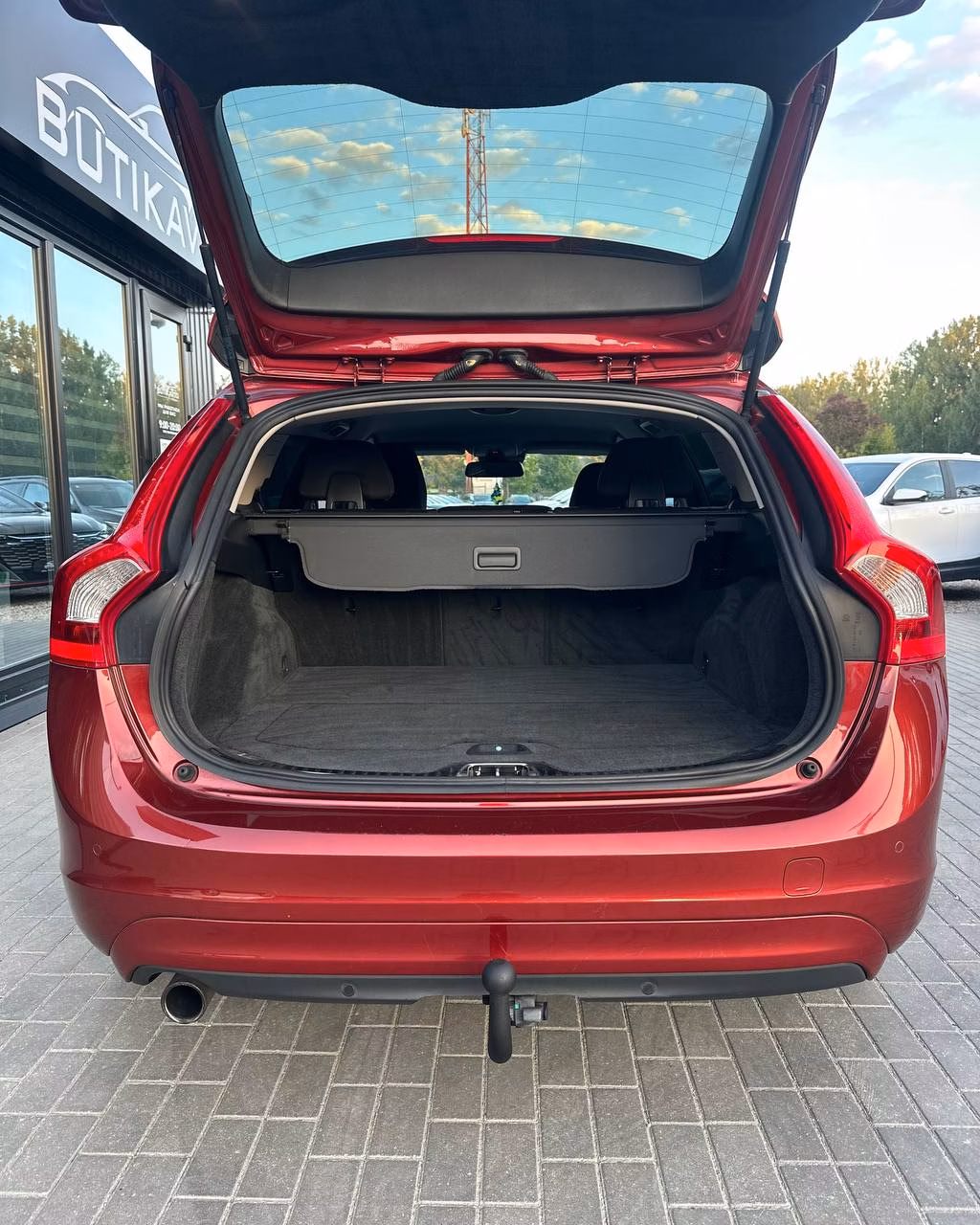 Volvo V60 фото 16