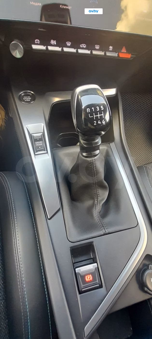 Peugeot 308 фото 9