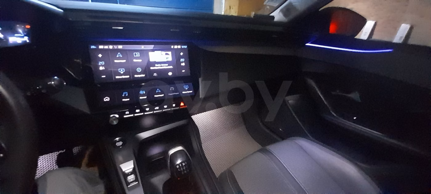 Peugeot 308 фото 12