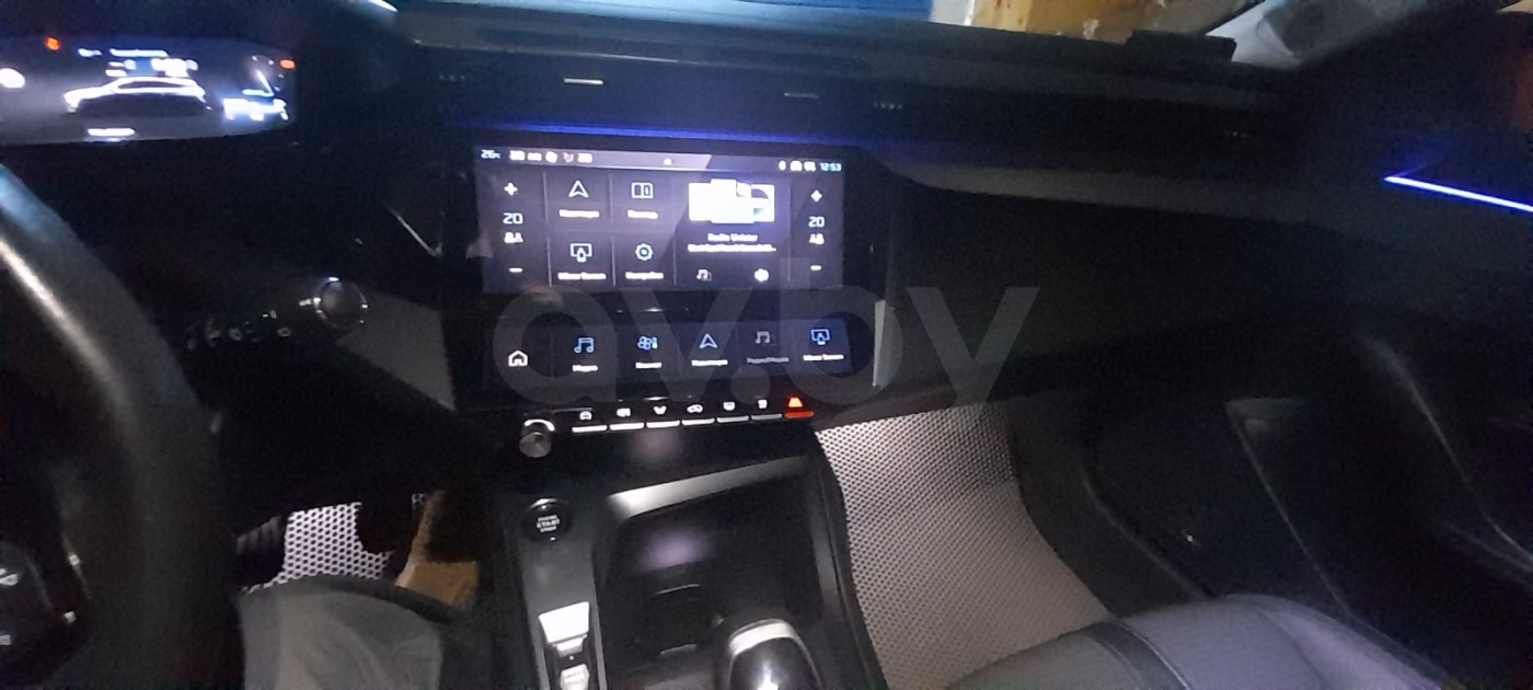 Peugeot 308 фото 15