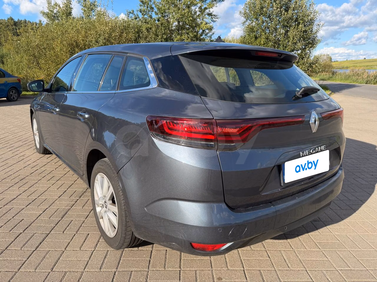 Renault Megane фото 3