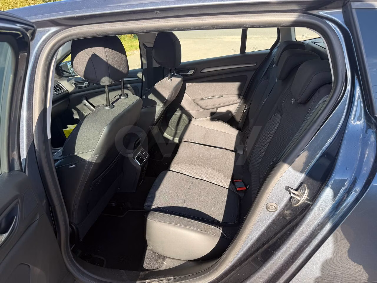 Renault Megane фото 6