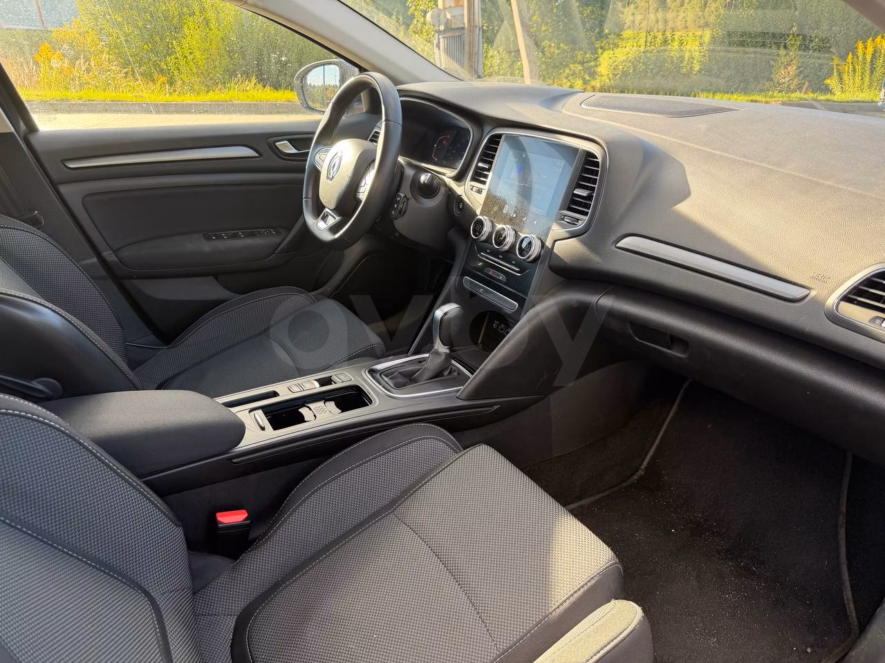 Renault Megane фото 9