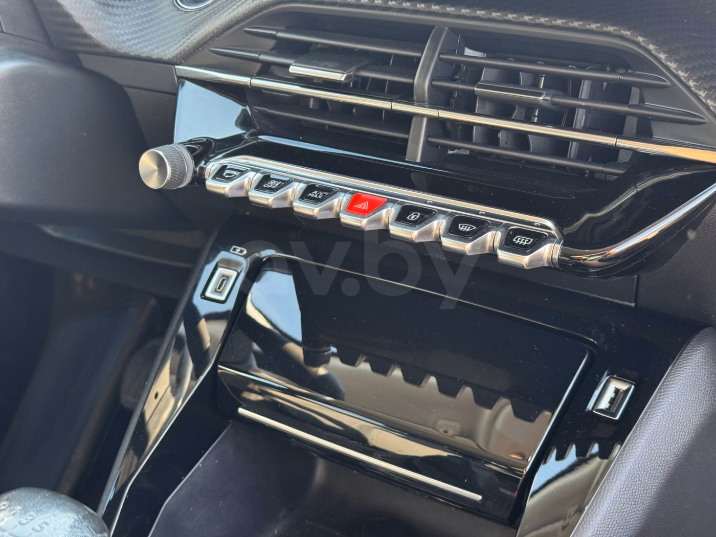 Peugeot 2008 фото 22