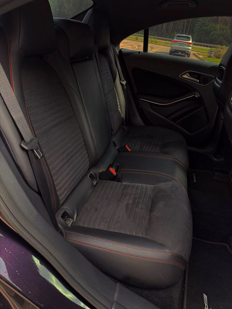 Mercedes-Benz CLA фото 9