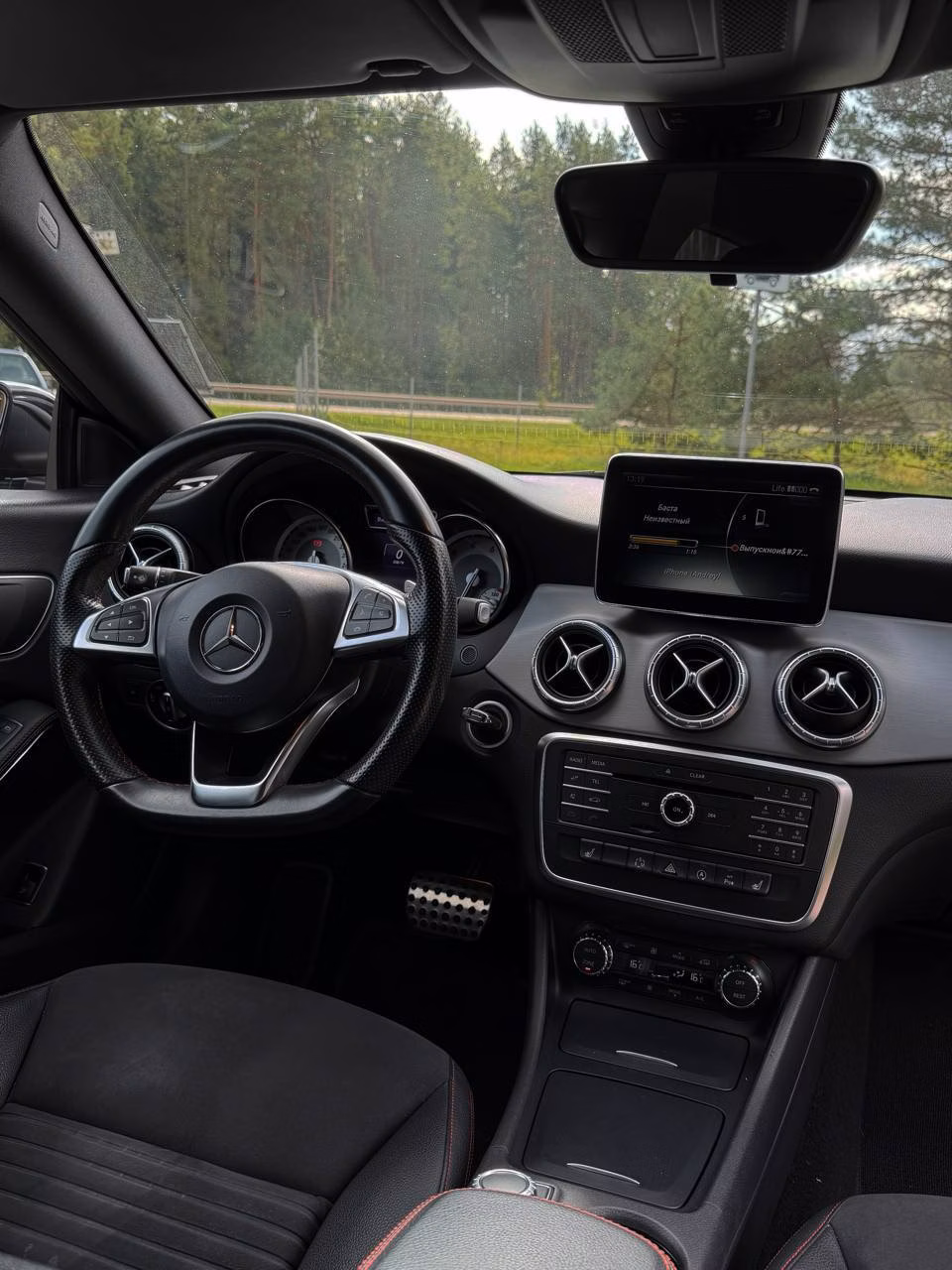 Mercedes-Benz CLA фото 10