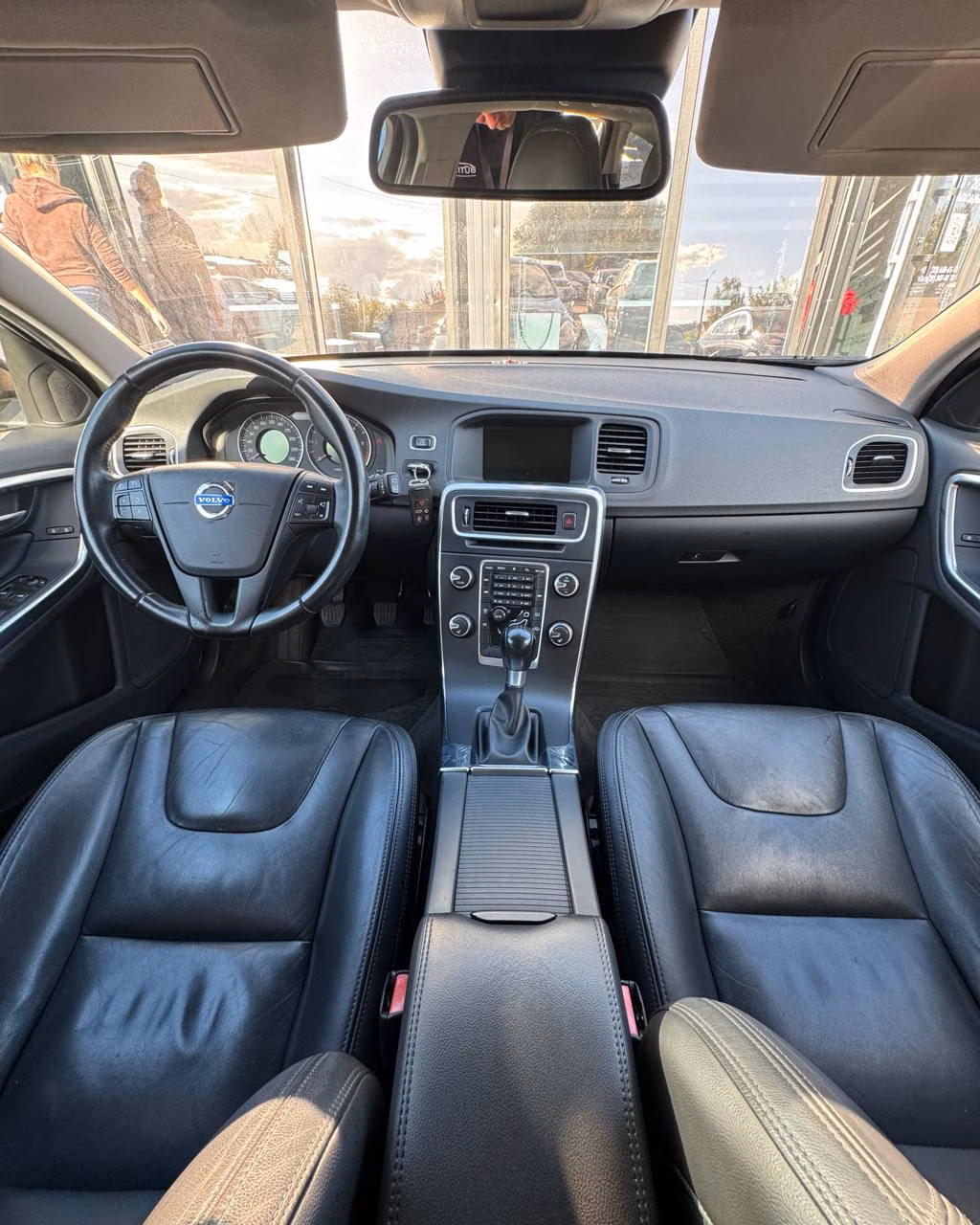 Volvo V60 фото 7