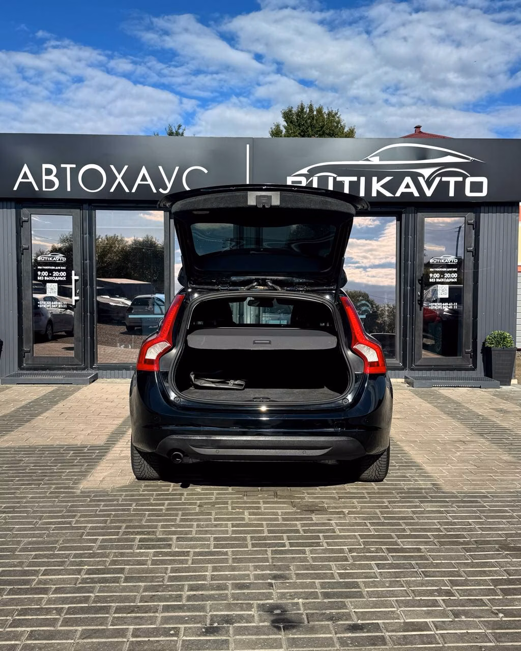 Volvo V60 фото 12