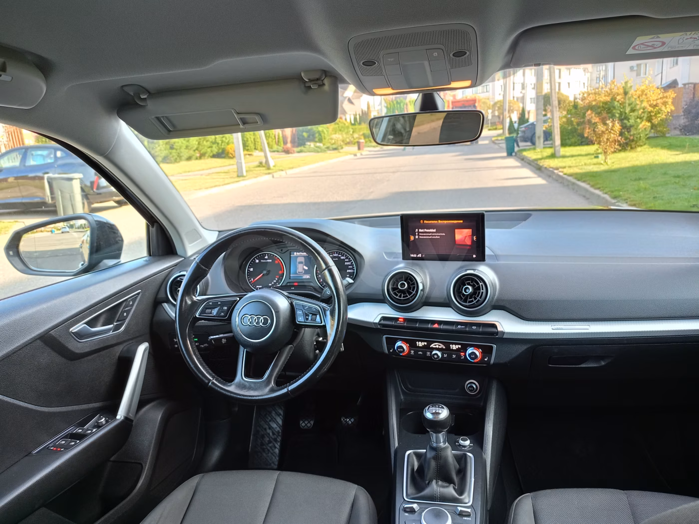 Audi Q2 фото 7