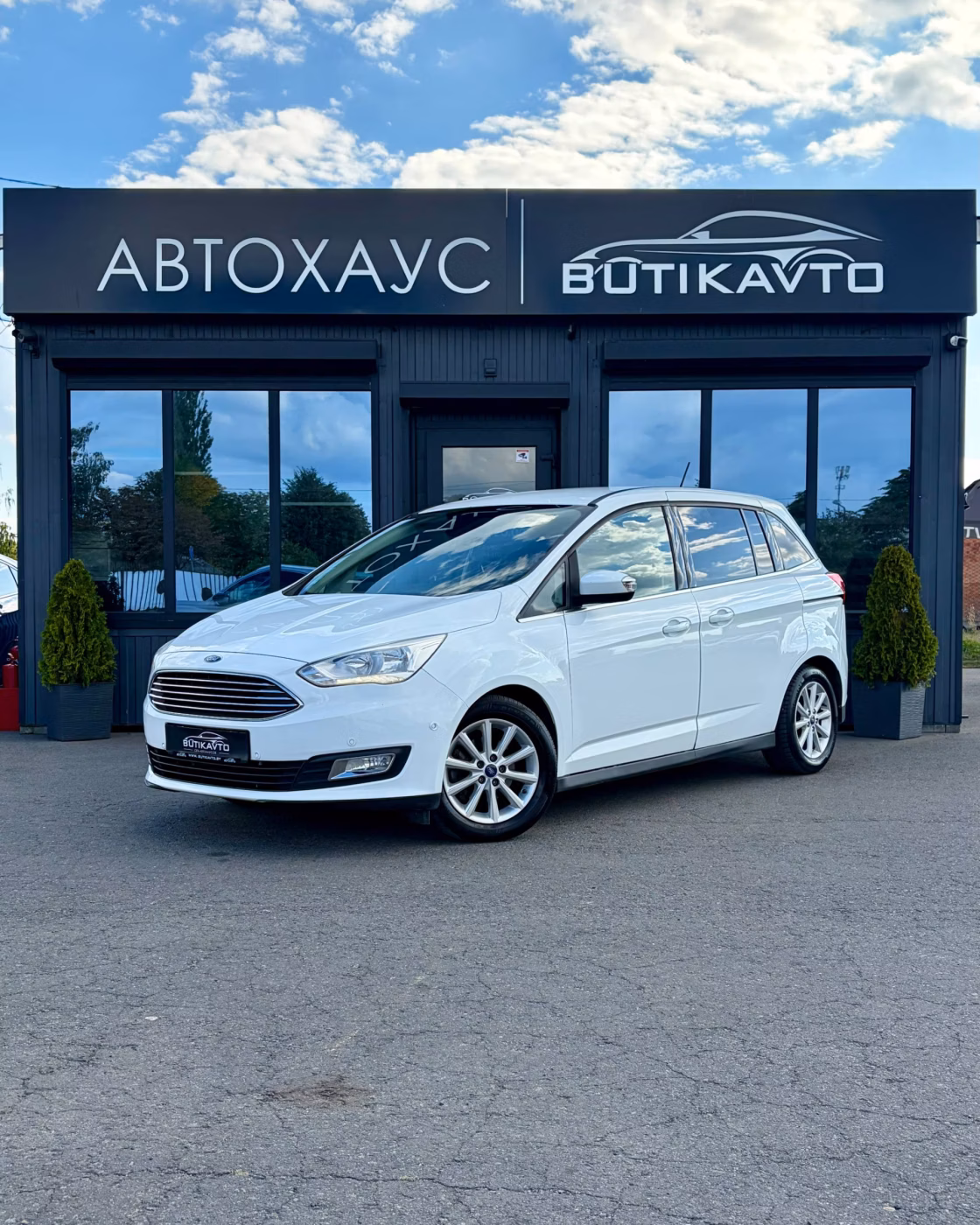 Ford Grand C-Max фото 3