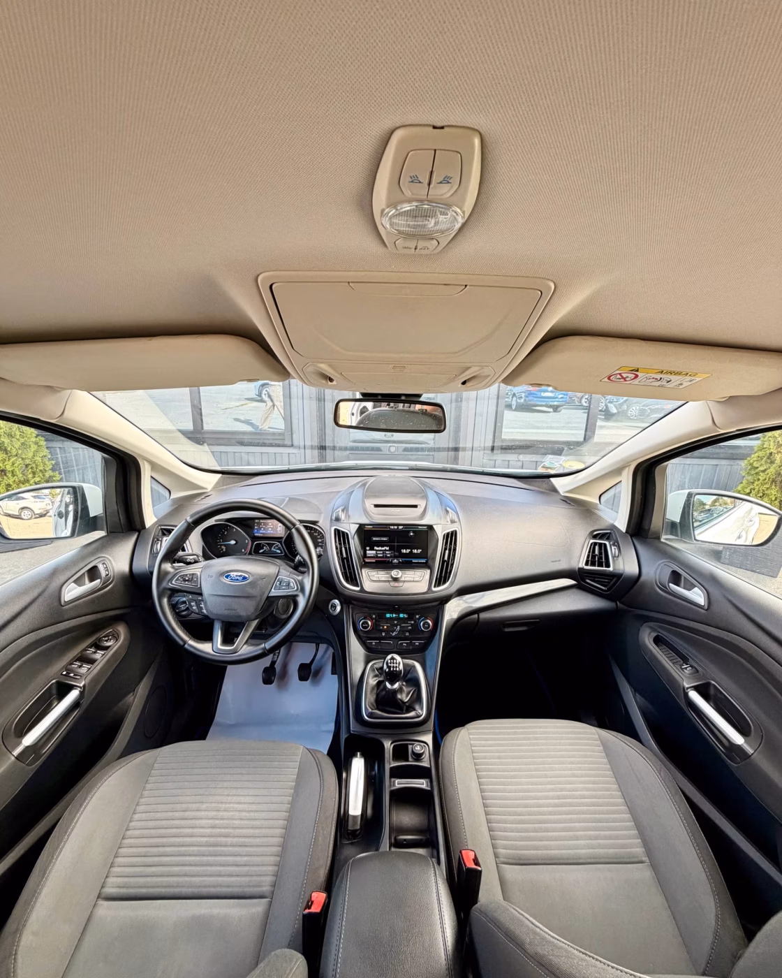 Ford Grand C-Max фото 9