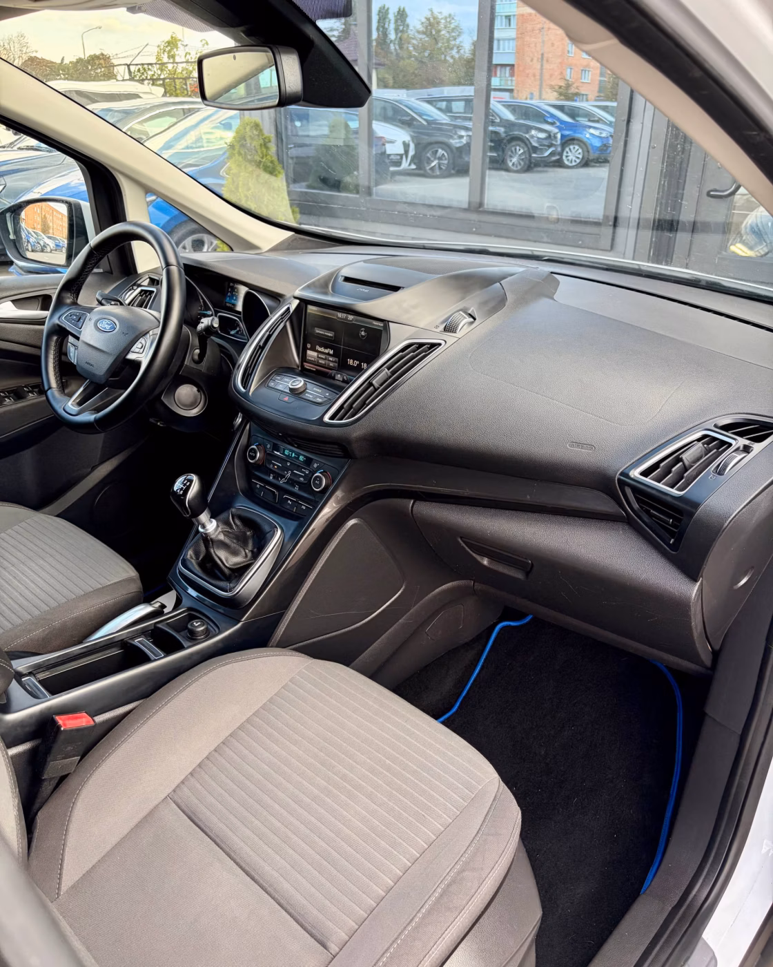 Ford Grand C-Max фото 11