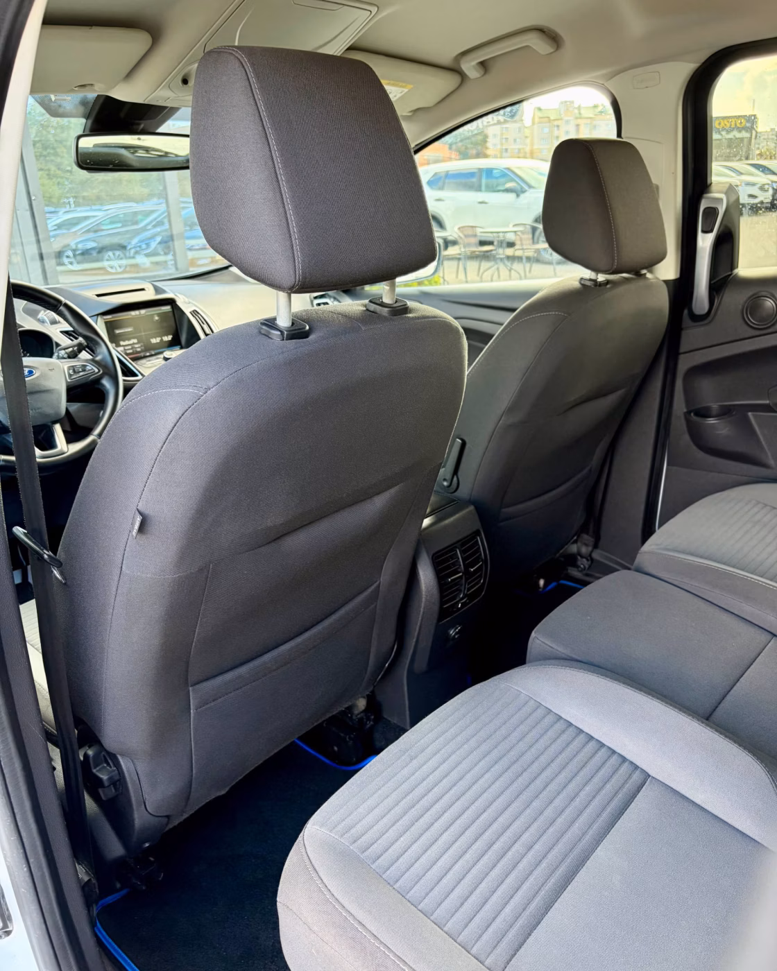 Ford Grand C-Max фото 13