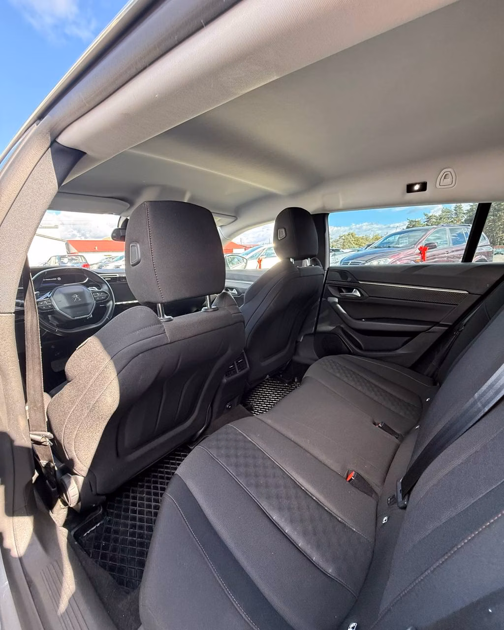 Peugeot 508 фото 12