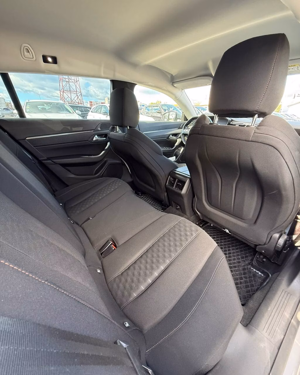 Peugeot 508 фото 13