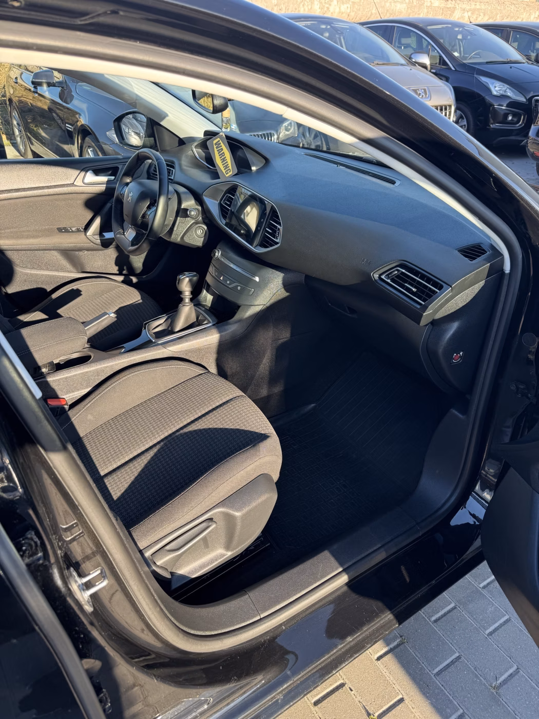 Peugeot 308 фото 10