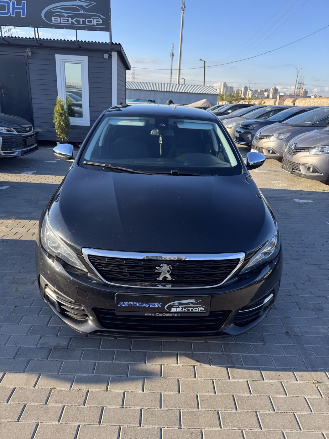 Peugeot 308 фото 3