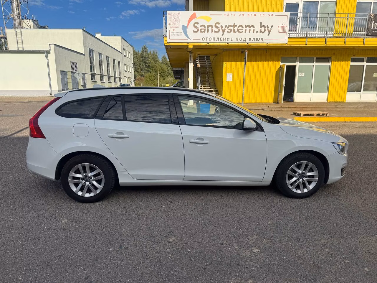 Volvo V60 фото 4
